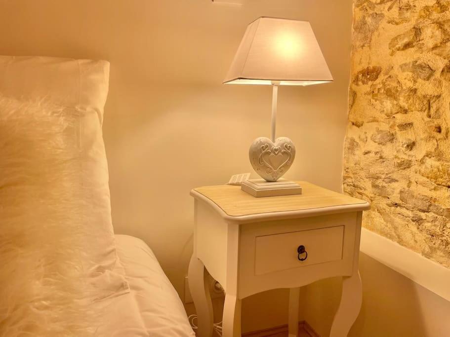 Happy Sejour Vieux Lyon Apartamento Exterior foto